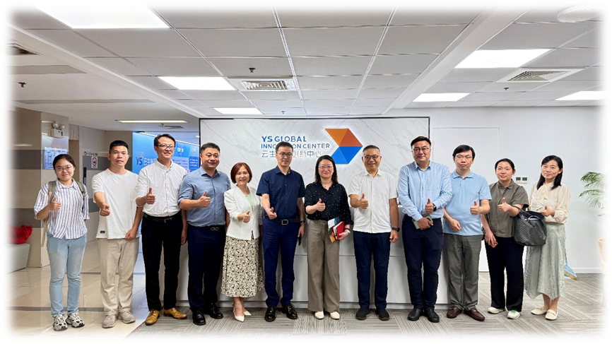 上海市数据局数字经济和数字产业处处长崔艳春一行莅临亿佰达全球创新中心调研走访